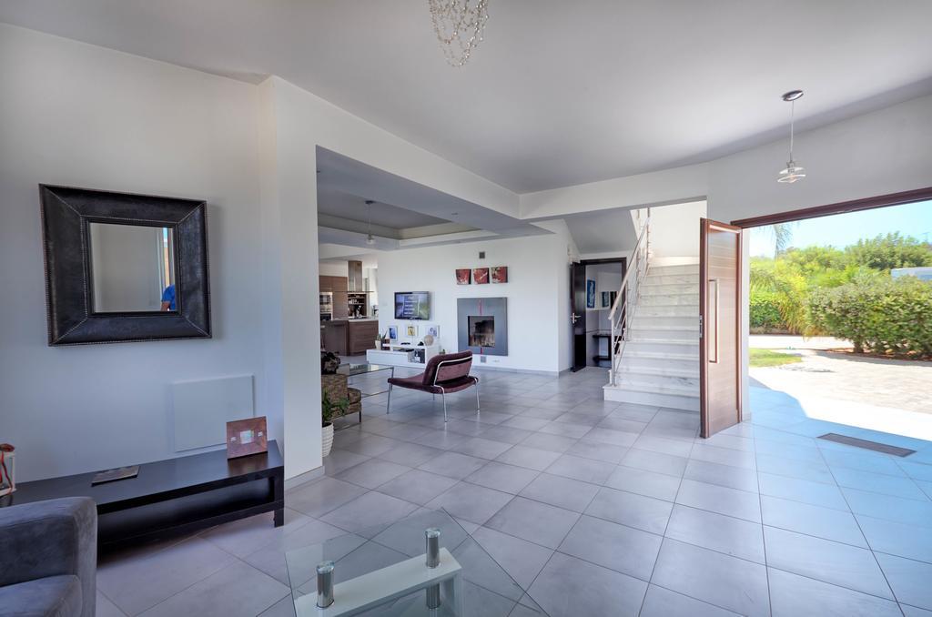 Akefalou Bay Villa Protaras Exteriör bild